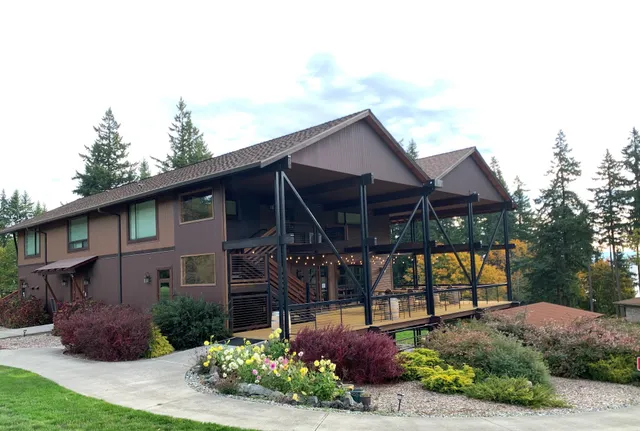 Comforts of Whidbey Winery and B&B