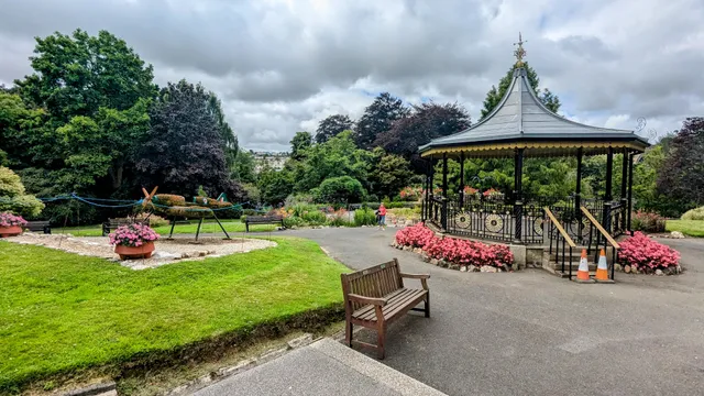 Victoria Gardens