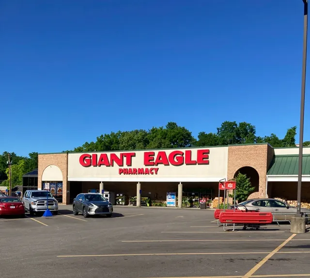 Giant Eagle Supermarket