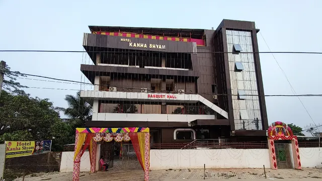 Hotel Kanha Shyam