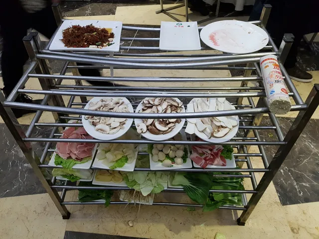 江氏兄弟桥香园过桥米线旗舰店