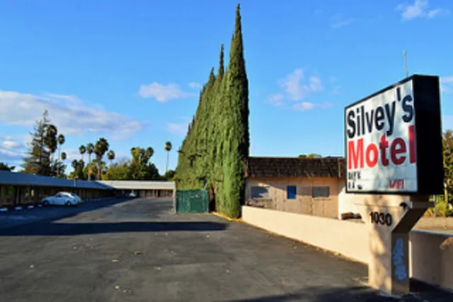 Silvey's Motel