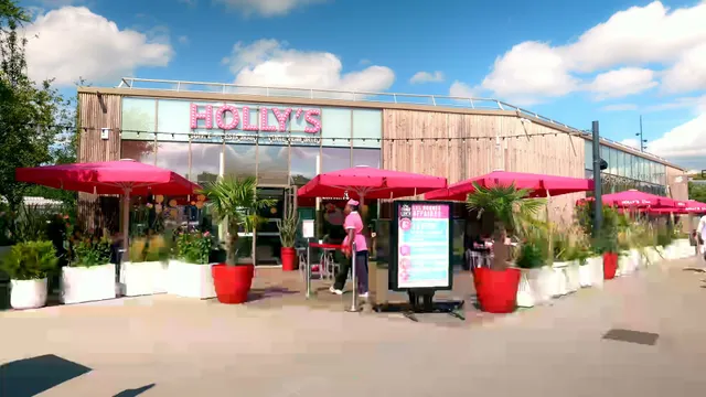 Holly's Diner