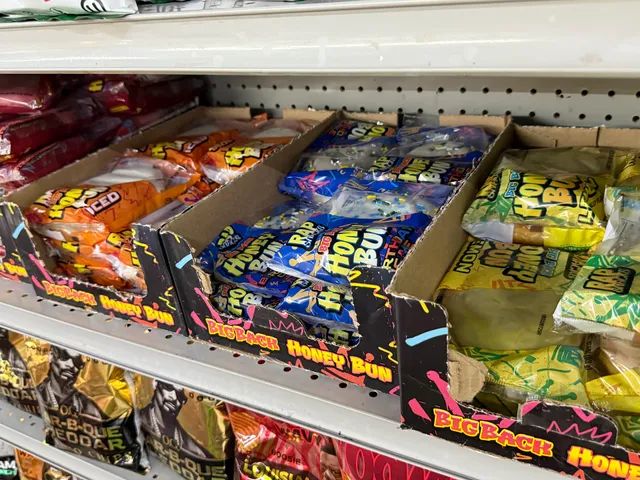 Three Star Liquor Market