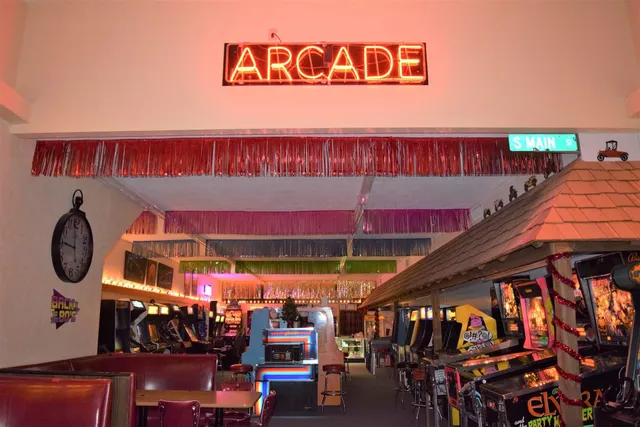Retrocade