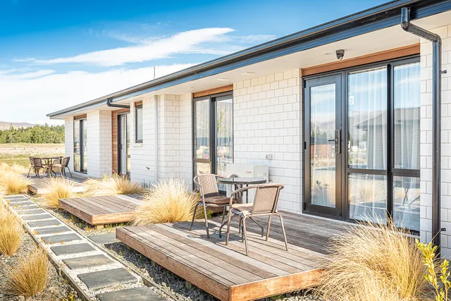 Explore Tekapo Accommodation - Star View