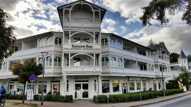 Deutsches Haus By Rujana