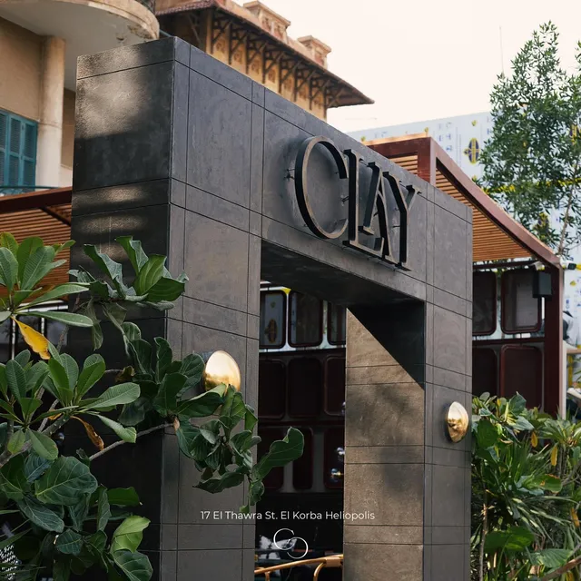 Clay Restaurant