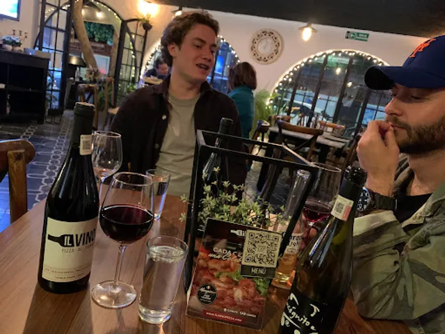 ILVINO PIZZA AL FORNO