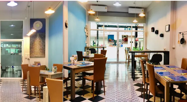 Deli & Deck - เดลี่ แอนด์ เดค