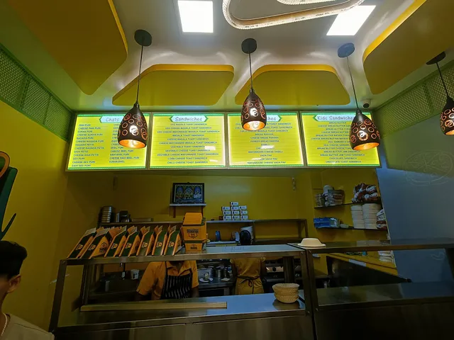 Mumbai Chats & Sandwichwala