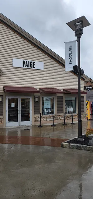 PAIGE - Woodbury Commons