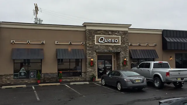Queso Mexican Grill