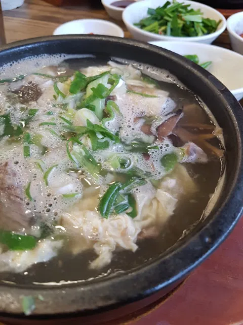 고집센그집갈비탕 울산병영점