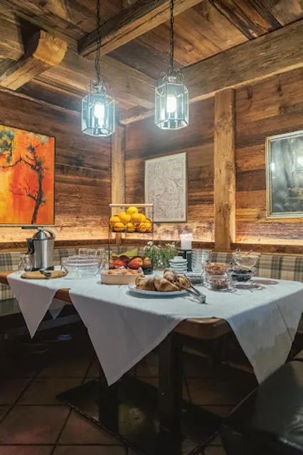 Sunnegg Ristorante + Appartamenti