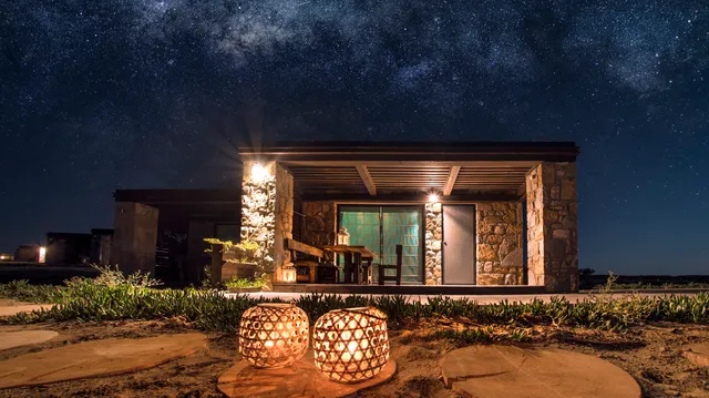 KEROS BLUE Luxury in Wilderness