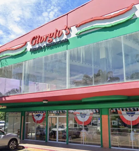 Pizzeria Giorgio's | Los Pueblos 2000