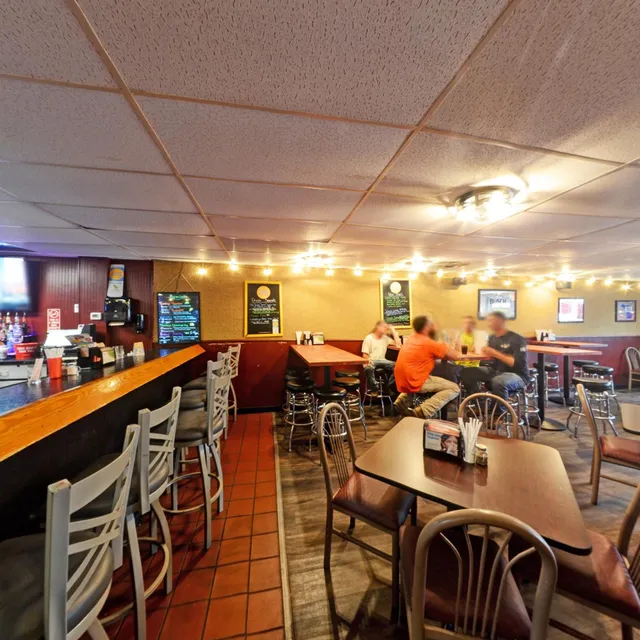 Hometown Bar and Grill