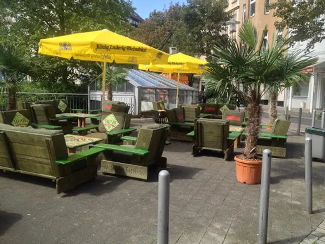 Cafe, Bar, Lounge Botschaft