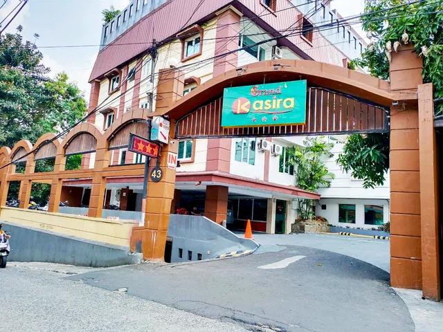 Grand Kasira Hotel