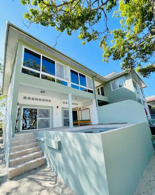 Bella Seaview, 4x serviced apartments on Diani Beach, Kenya