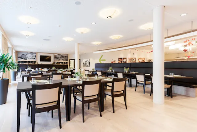 Mela - Restaurant im Obstgarten