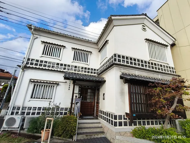 岡アートギャラリー