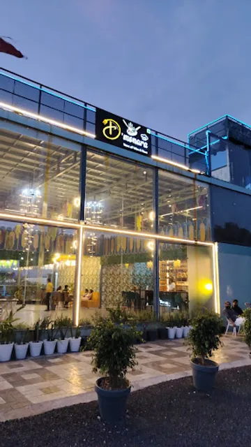 D’Monara Veg & Non-Veg Restro