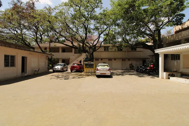 SIBI LODGE (Geetha Hotels)