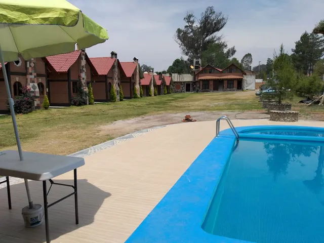 Hotel "Vista Hermosa" y cabañas