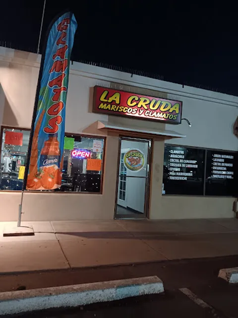 La Cruda Mariscos y Clamatos