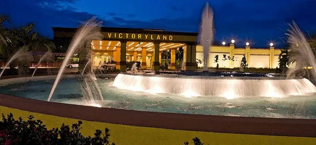 Days Inn by Wyndham Shorter