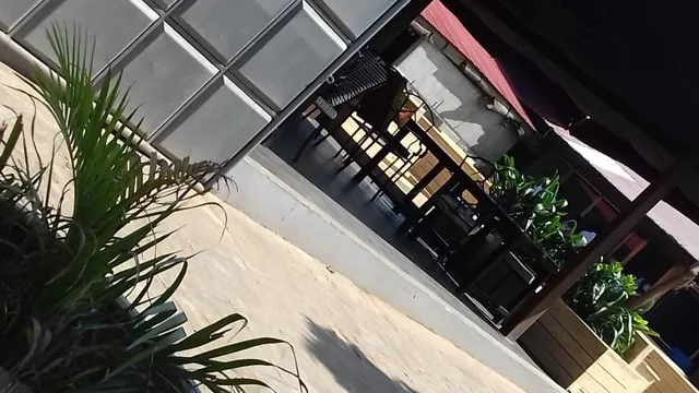 Mango's Restaurant Bar and Grill