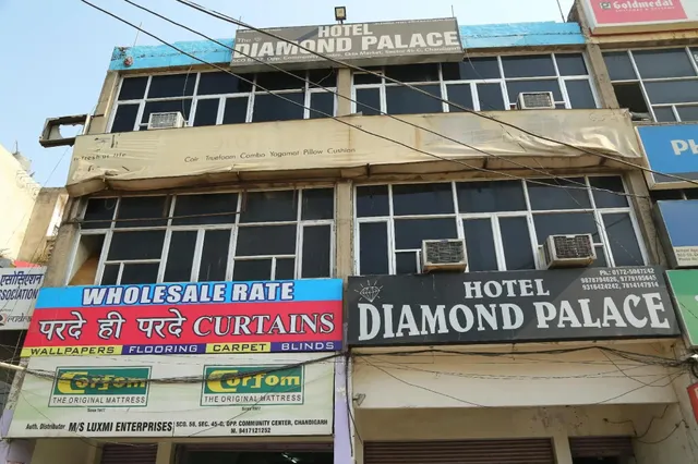 OYO 11654 Diamond Palace