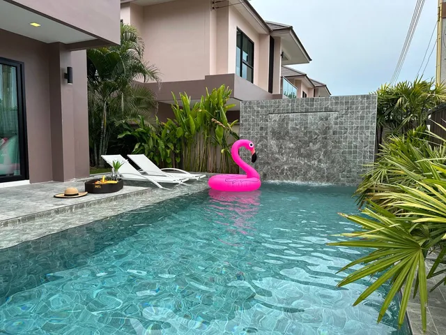 Southern Peak Pool Villa Huay Yai Pattaya