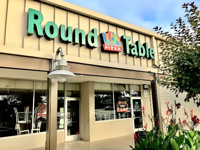 Round Table Pizza