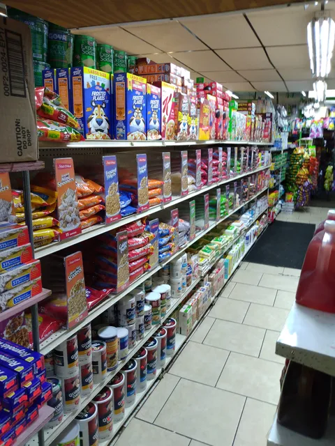 La Favorita Supermarket