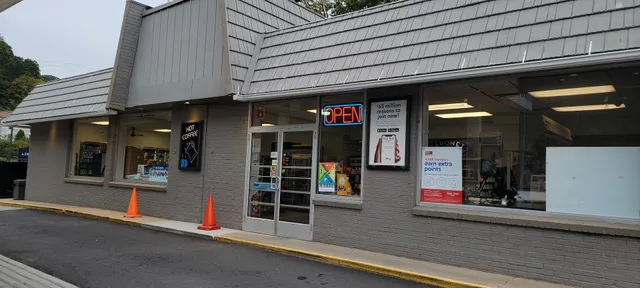 Haddam Mart And AliBob Fishing & Tackle Store