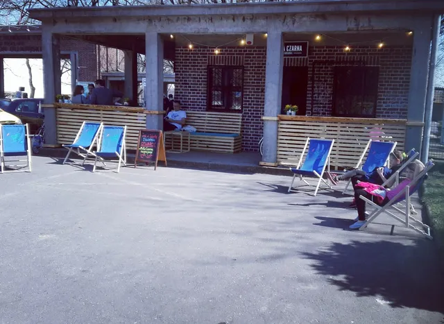 Mała Czarna Local Coffee Roasters