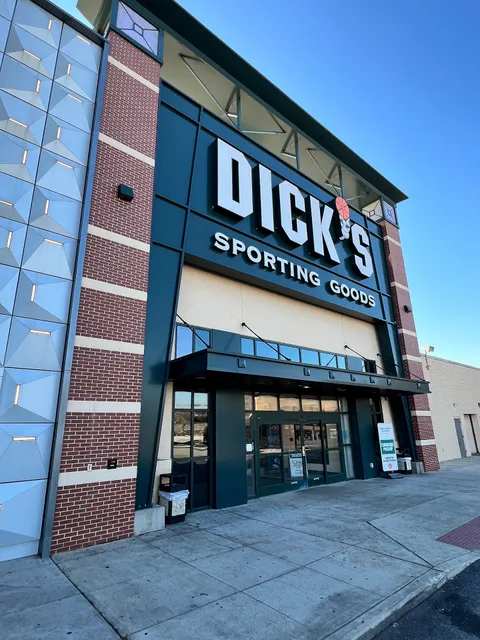 DICK'S Sporting Goods