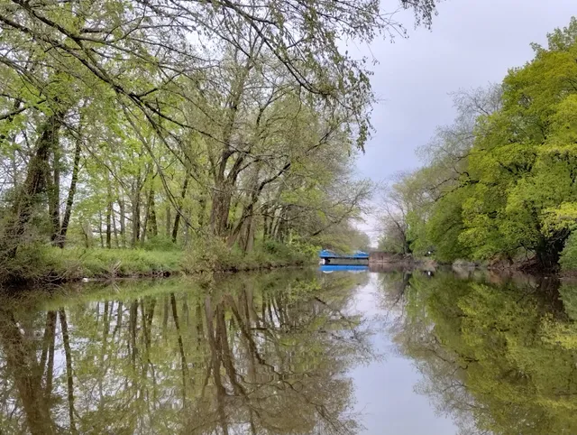 Delaware & Raritan Canal State Park Trail - Demott Ln