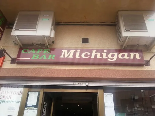 Cafe Bar Michigan