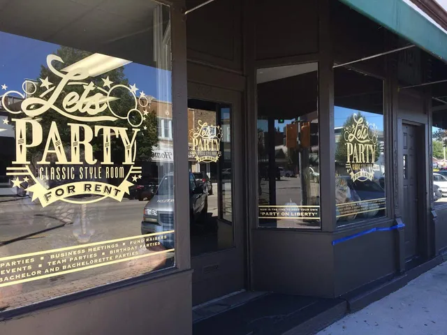 Hooks II - Gaming & Event Space