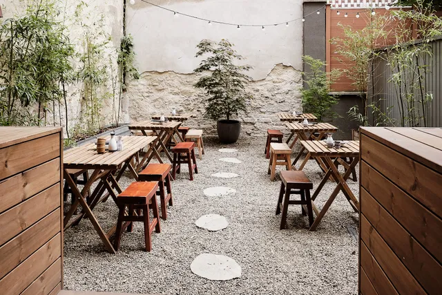 101 BISTRO Restaurant & Bar