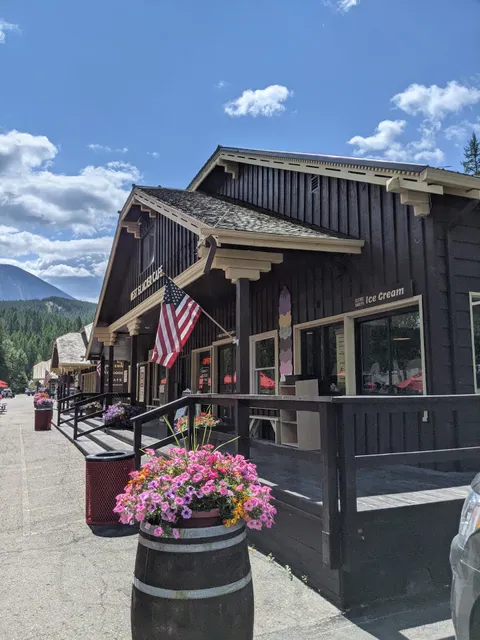 West Glacier, Montana