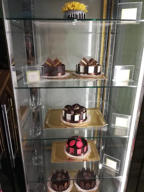 Little Pleasures Patisserie & Cafe