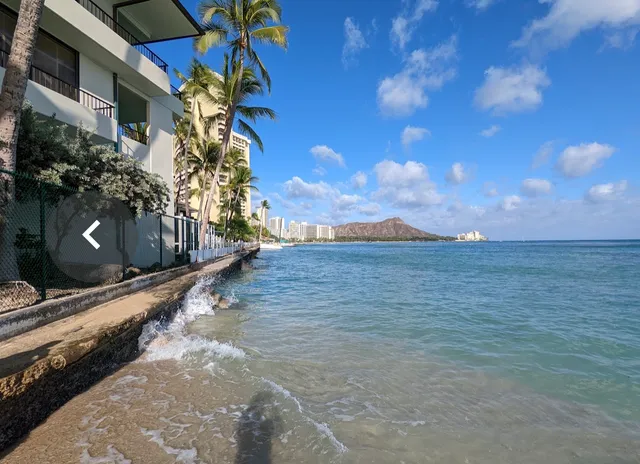 Waikiki Fireworks Watch
