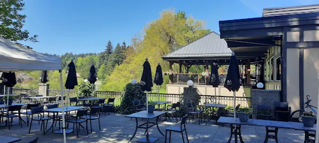 Riverside Restaurant & Bar