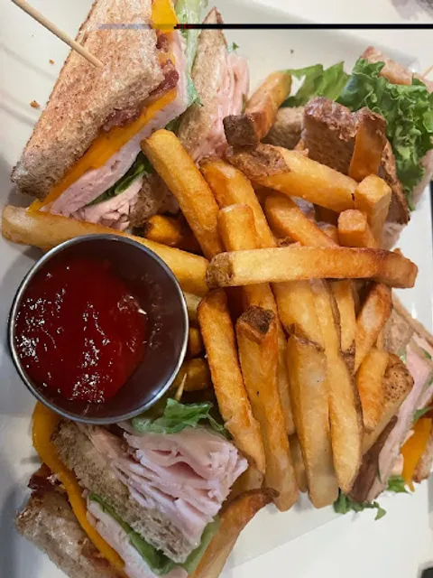 NEXT Restaurant & Bar