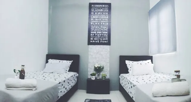 Fahaz Lumut Homestay